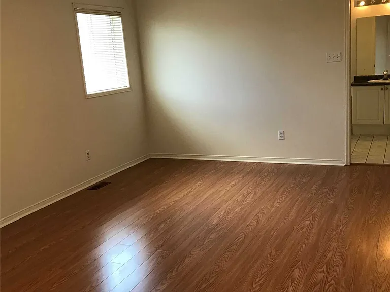127 Orchard Hill Blvd — Photo 10