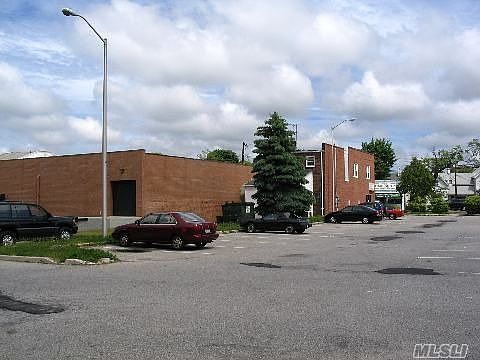 2nd image of 54 W Main St