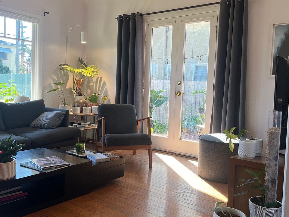 living room exit to the back patio