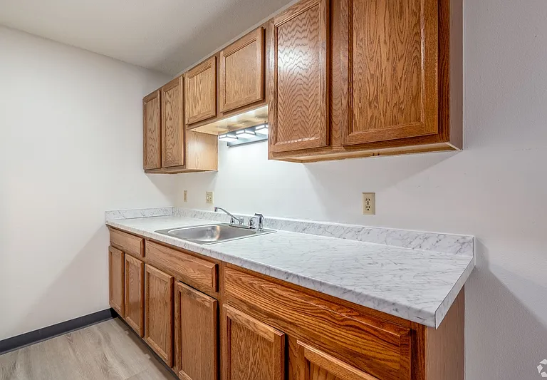 186 Morningside Dr #11 — Photo 6