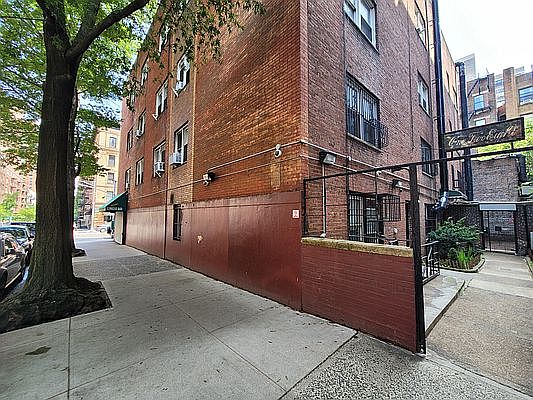 1st image of 128 E 91st St APT 1A