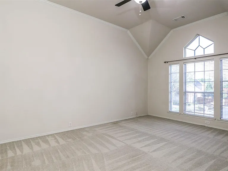 11232 Chaucer Dr — Photo 12