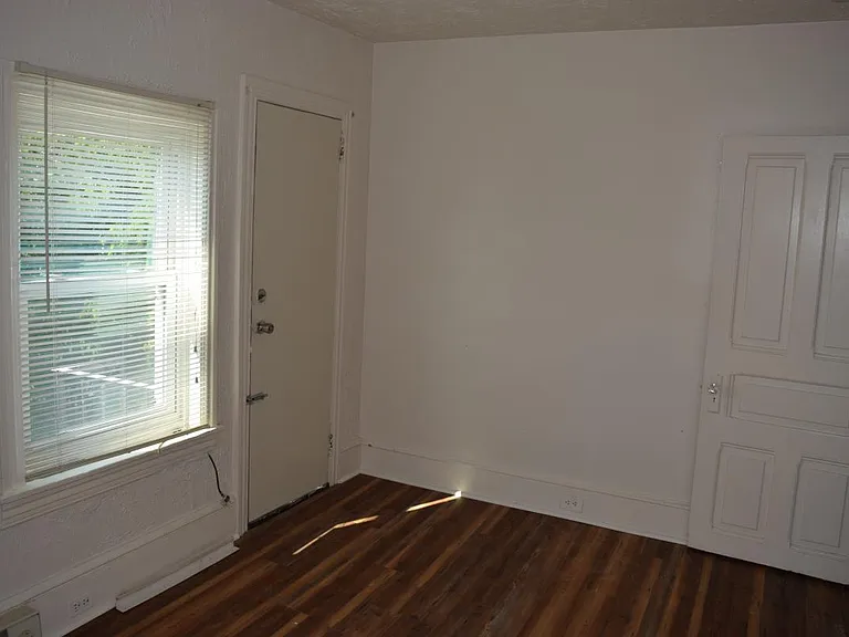 406 Green Ter #3 — Photo 4