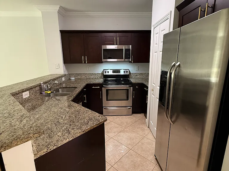 5140 SE Mariner Garden Cir — Photo 4
