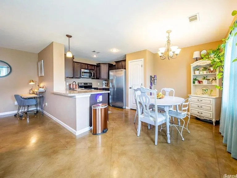 1722 Milburn Dr — Photo 12