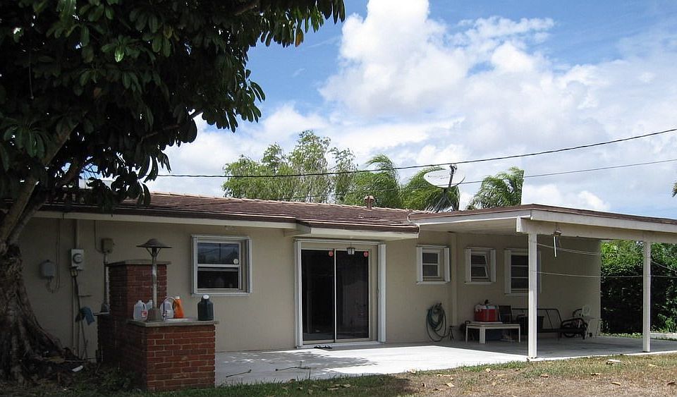 2nd image of 10410 SW 50th Ter