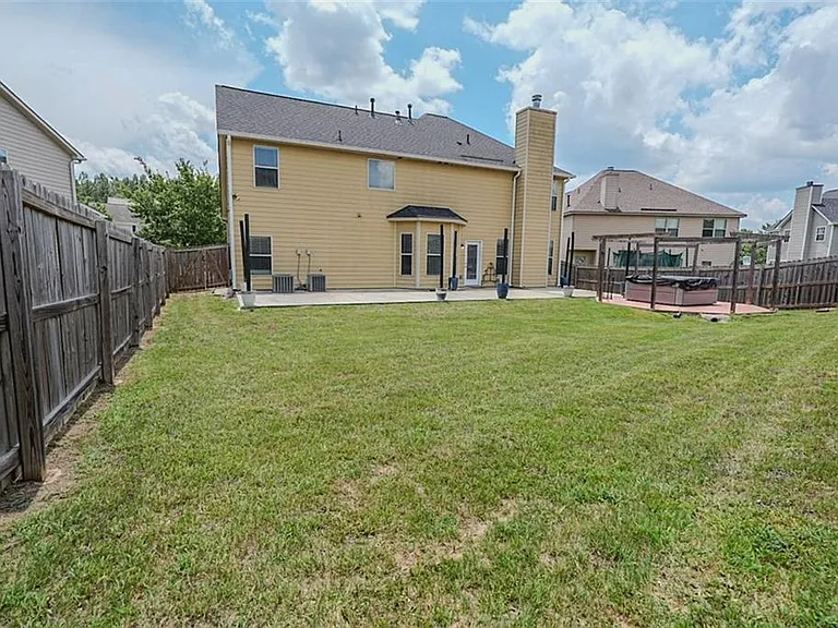 921 Prather Ct — Photo 25