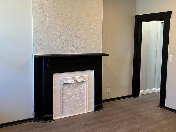 3rd image of 141 N Central Ave #141