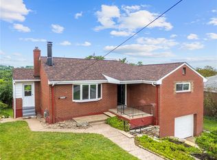 2088 Arnold Acres Dr, Pittsburgh, PA 15205