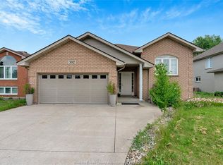 592 Banwell Rd, Windsor, ON N8P 1J8