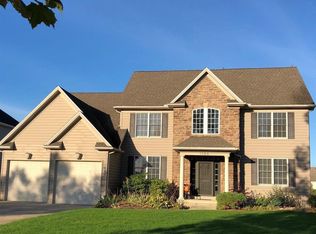 1100 Wyndham Ln, Sandusky, OH 44870