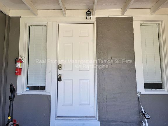 2nd image of 618 17th Ave S #W