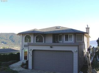 617 Evergreen Ave, Garibaldi, OR 97118