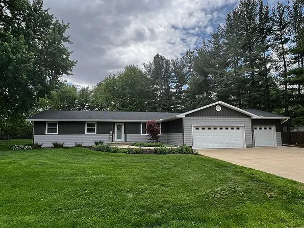 2665 Ashley Ct, Tremont, IL 61568
