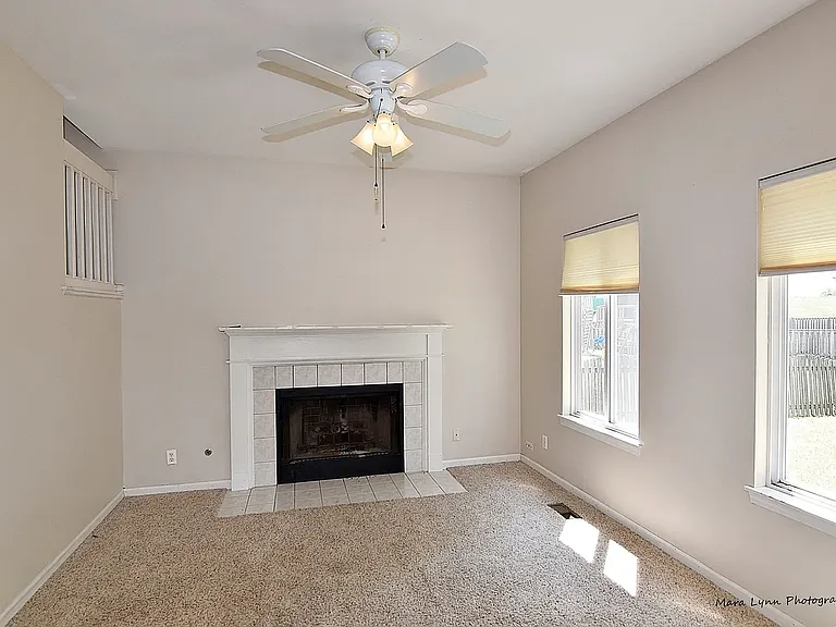 21235 Edison Ln — Photo 10