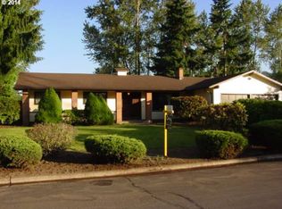1023 Dixie Dr, Springfield, OR 97478