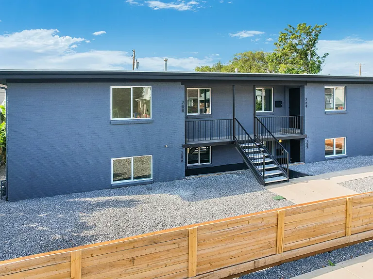 288 E Downington Ave — Photo 1