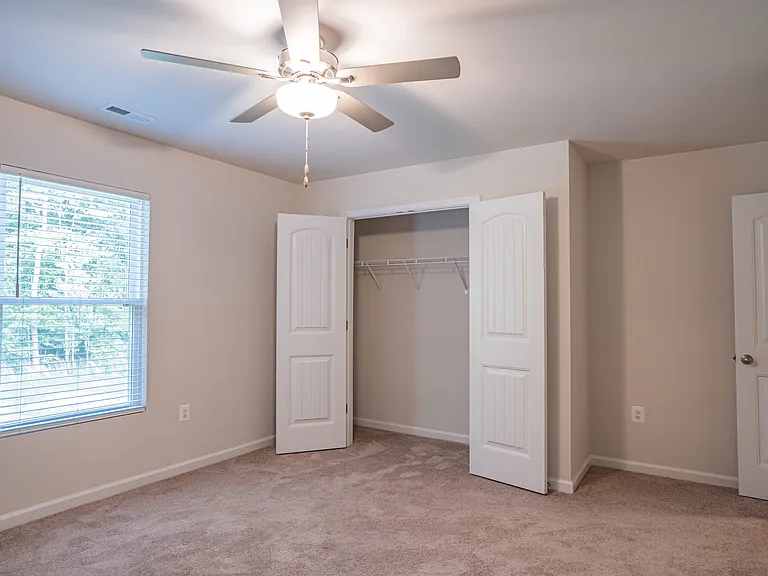 2814 Meadowview Blvd — Photo 35