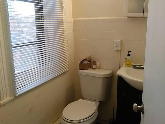 5th image of 1331 Pine St Fl 2F