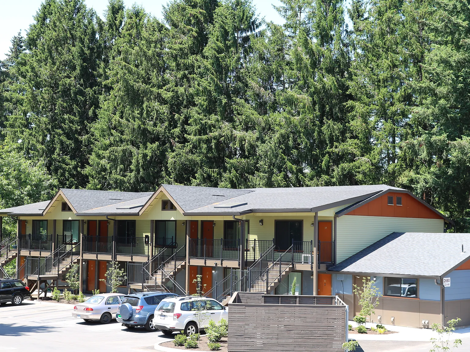 2600 Apartments — Photo 1