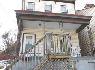 2812 Salisbury St, Pittsburgh, PA 15210