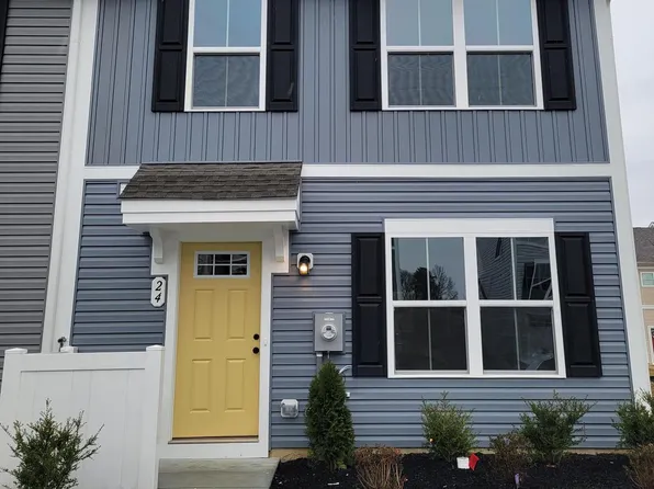 24 Mulberry Ln, Clementon, NJ 08021