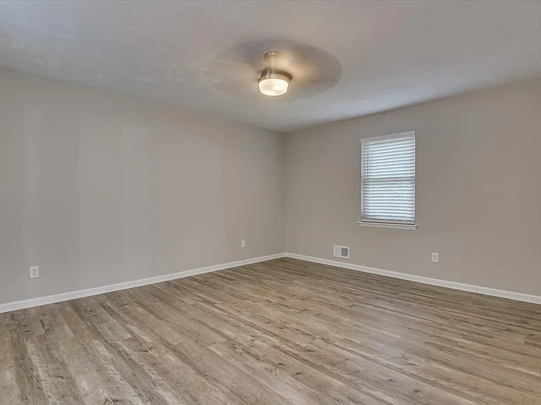 3339 Sugar Mill Rd — Photo 16