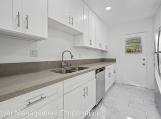 911 N Havenhurst Dr #11447976, Los Angeles, CA 90046