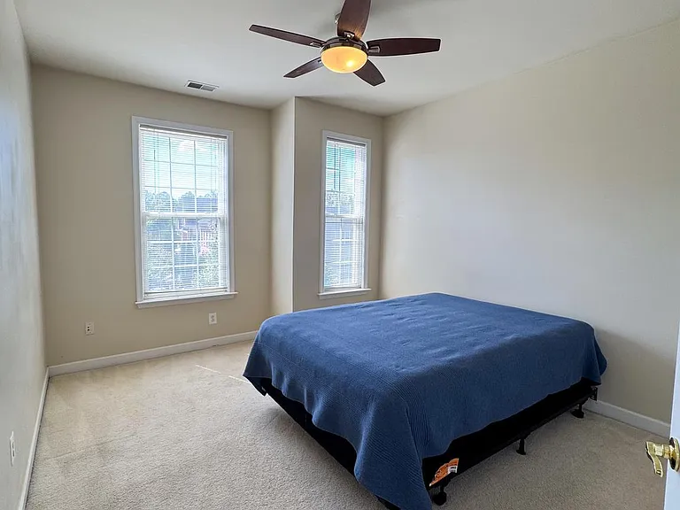 198 Hidden Forest Ct — Photo 38