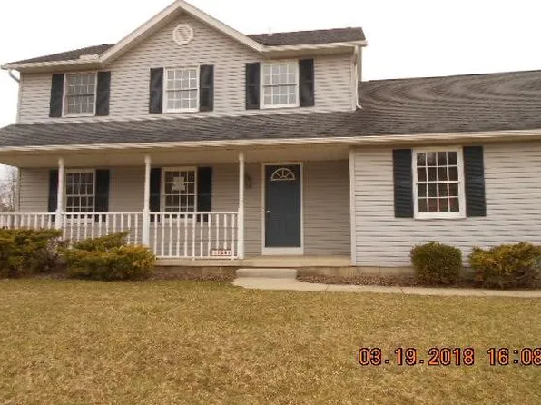 11281 Carriage Hill Dr, New Carlisle, OH 45344