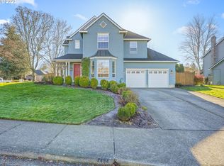 2494 NE Estate Dr, Hillsboro, OR