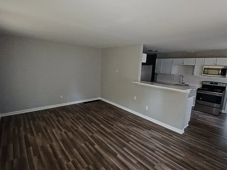 4910 Carvel Ave #4910 — Photo 9