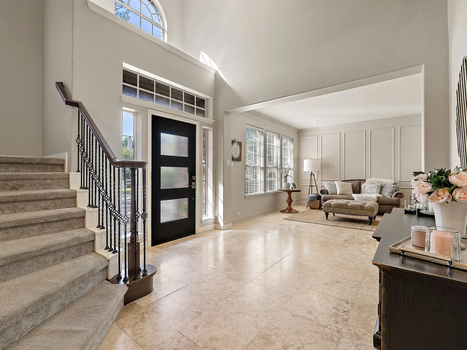4 bed, 3551 sqft, $4,500 — Photo 3