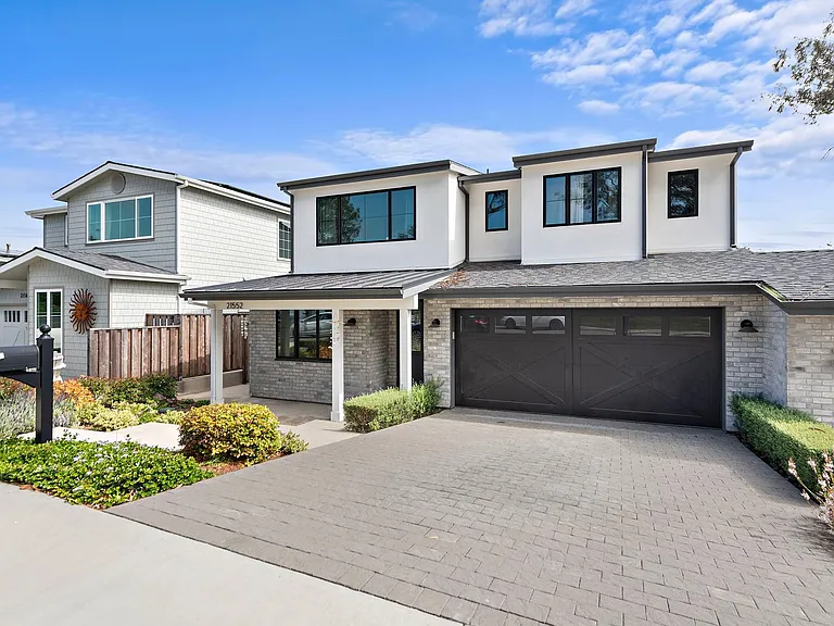 21552 Treetop Ln — Photo 41