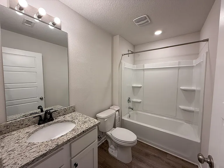 6352 Burrow Ln — Photo 15