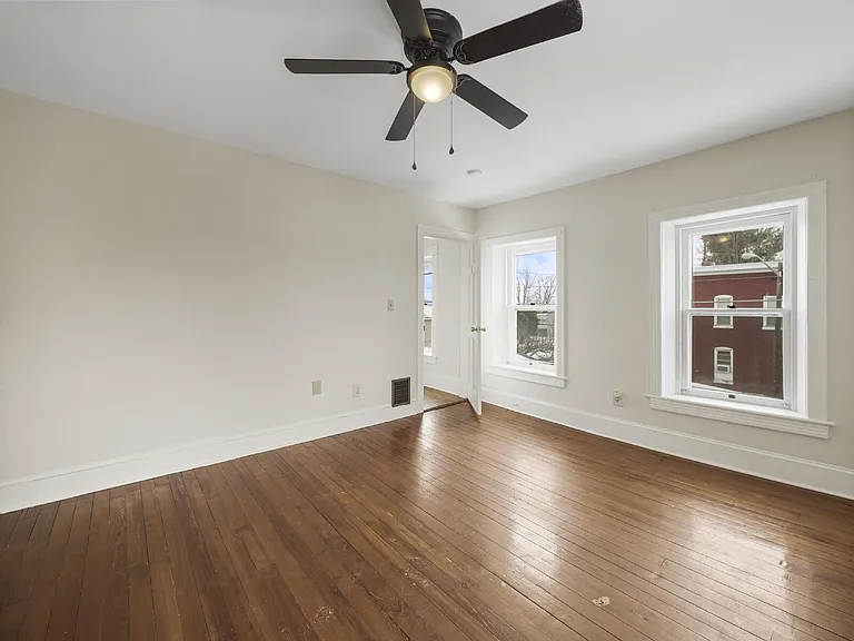 1001 Pope Ave — Photo 20