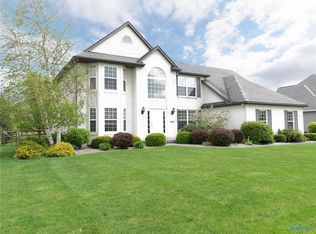 5841 Green Ivy Ln, Monclova, OH