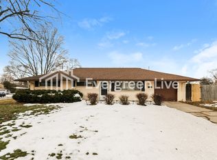 3927 Elmira Dr, Kettering, OH 45439
