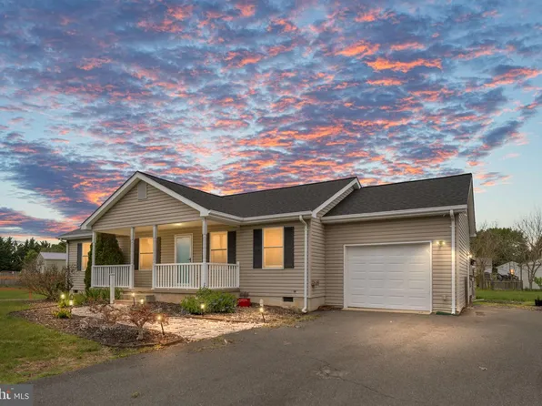 11211 Wolfe Ct, Bealeton, VA 22712