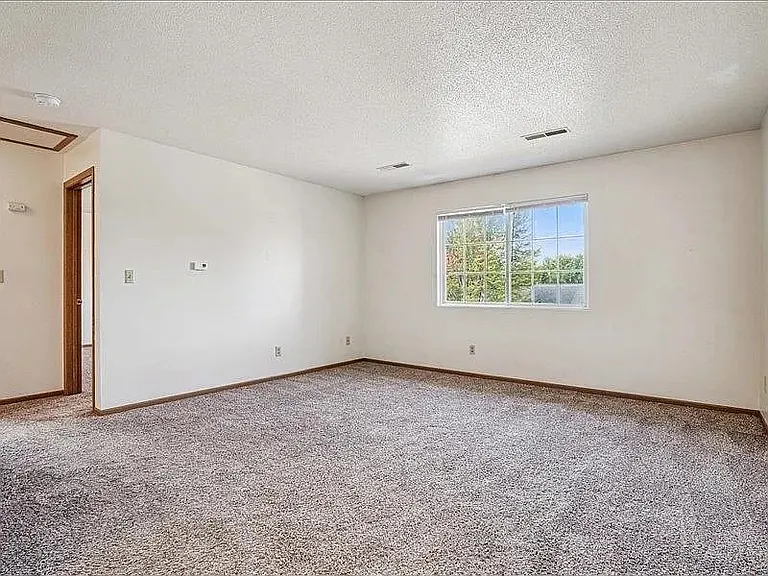 182 W Side Dr #11 — Photo 10