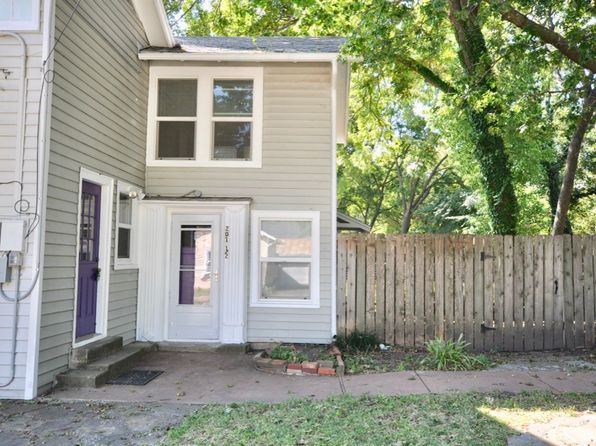 201 1/2 W Columbia St