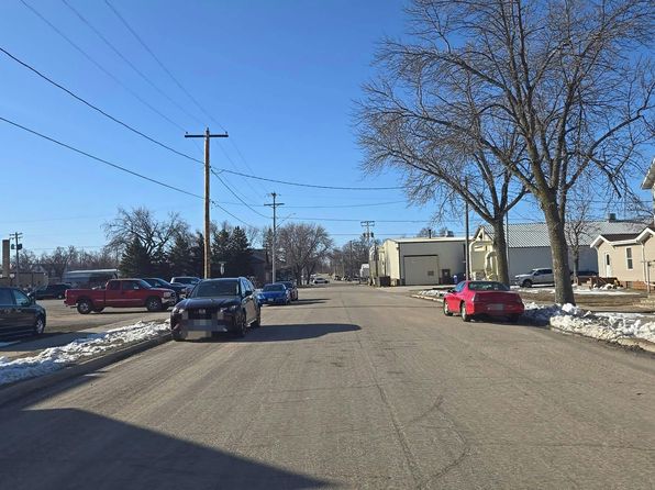 313 Lowery Ave, Belgrade, MN 56312