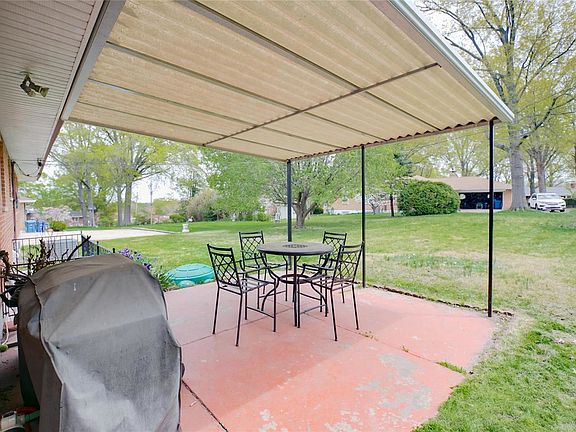 5th image of 3534 Forest Dale Dr