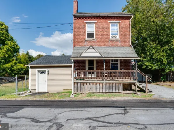 57 N Canal St, Leesport, PA 19533
