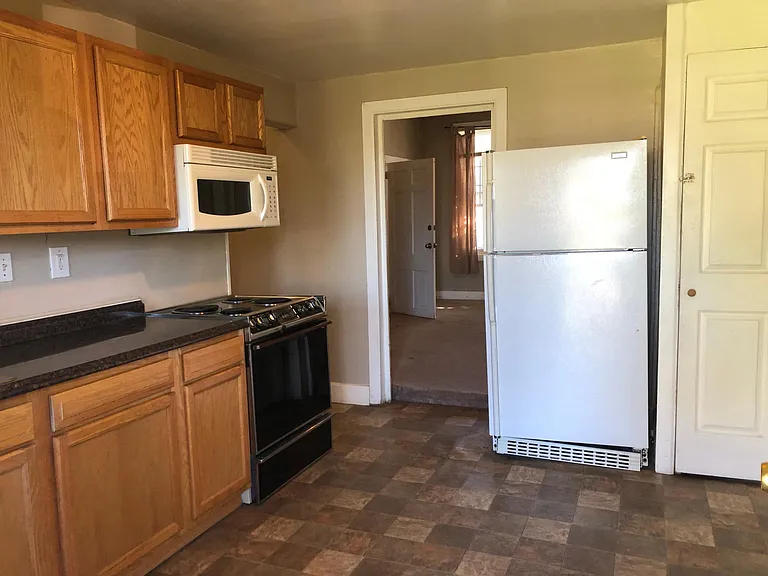 64 S Charlotte St #1 — Photo 8
