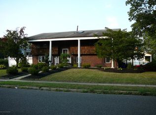 2 Oregon Ave, Jackson, NJ 08527