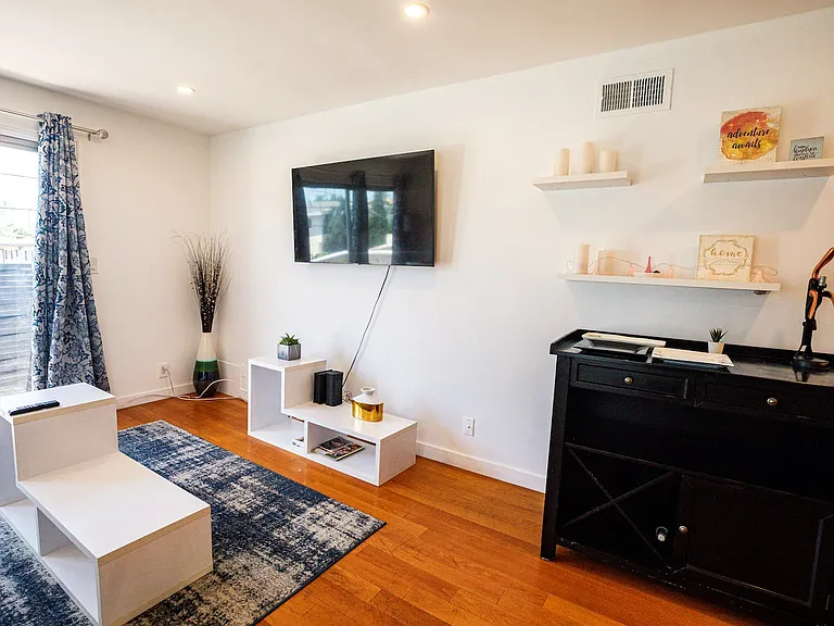 3112 S Durango Ave #6 — Photo 16