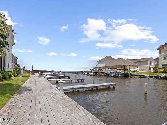 4th image of 226 Port Arbor