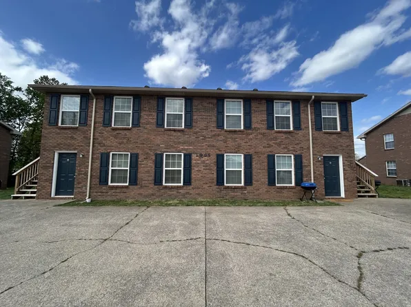 1995 Calumet Dr, Clarksville, TN