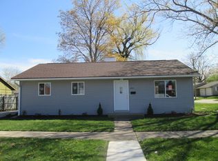 2121 W Grove Ave, Waukegan, IL 60085